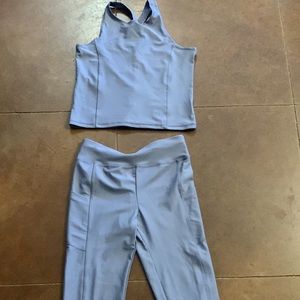 Size 12/14 girl Runway workout set never worn